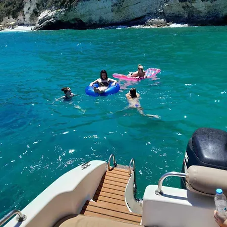 Jeronimo Zante Cruises Båthotell *